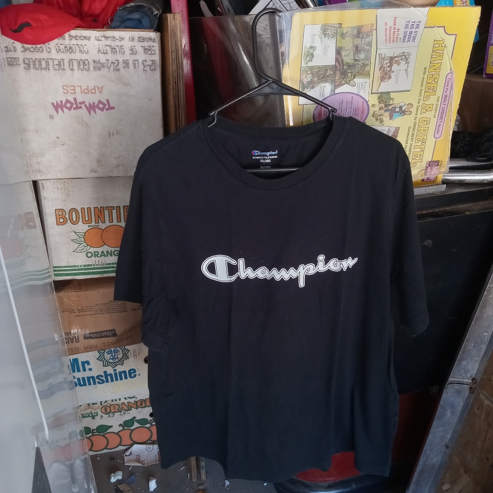 Champion T-shirt